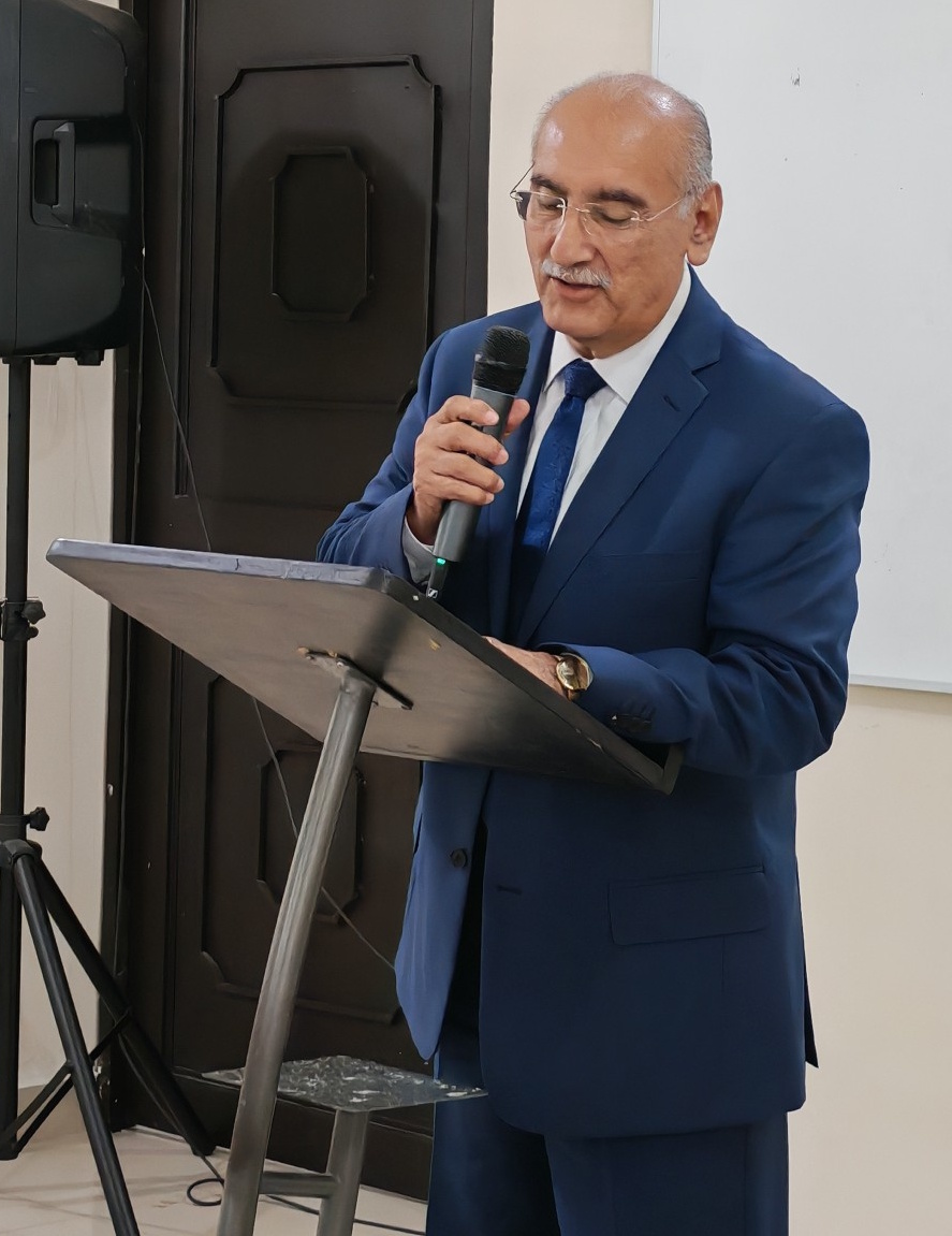 Pbro. Héctor Cisneros García
